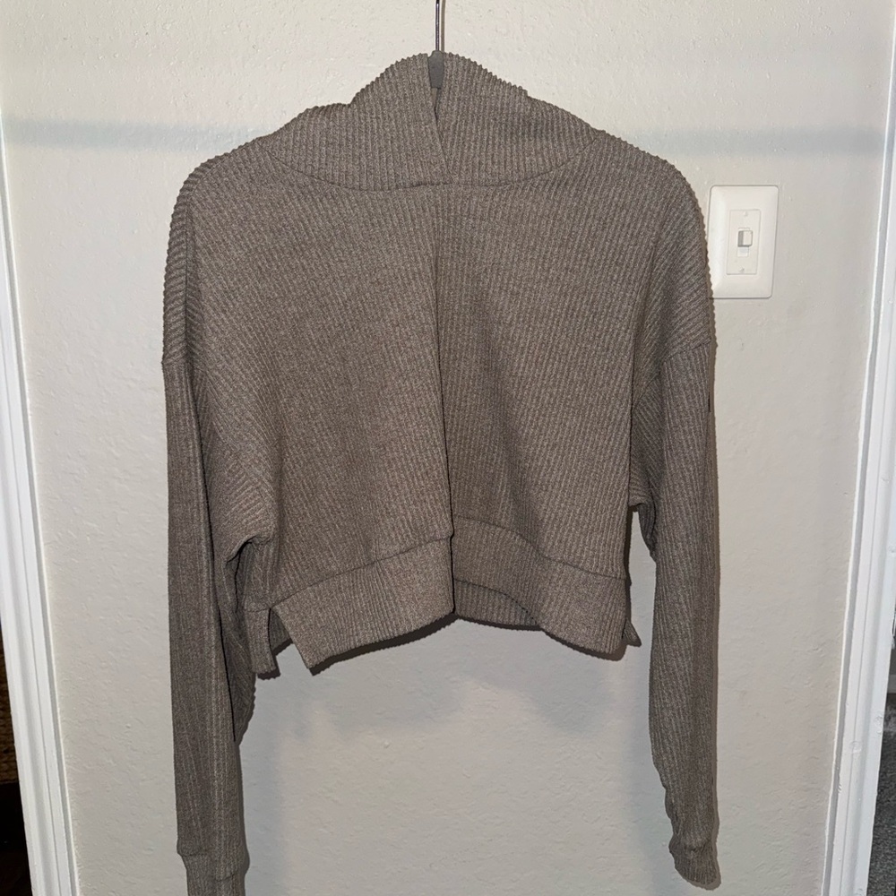 ALO Yoga olive tree Knit Cropped Sweater